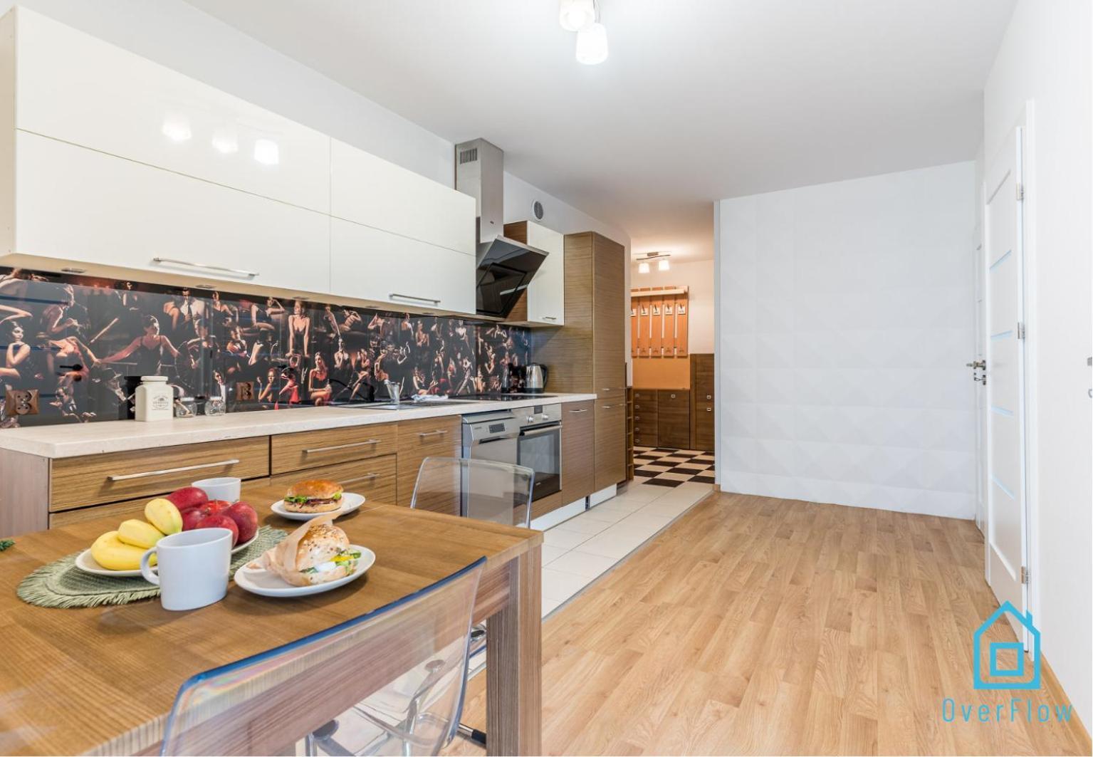 Hub - Charming Place, 5 Minutes To Old Town Privatunterkunft